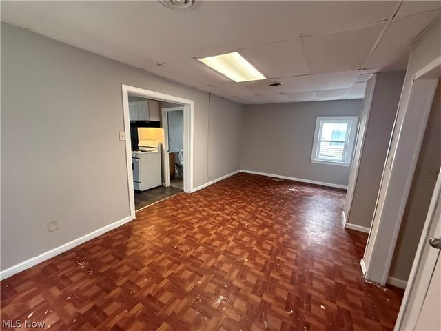 1956 W 50th Street, Cleveland, OH 44102