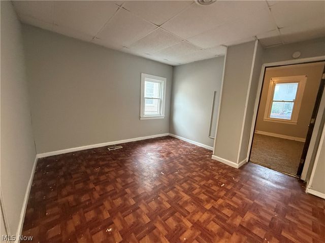 1956 W 50th Street, Cleveland, OH 44102