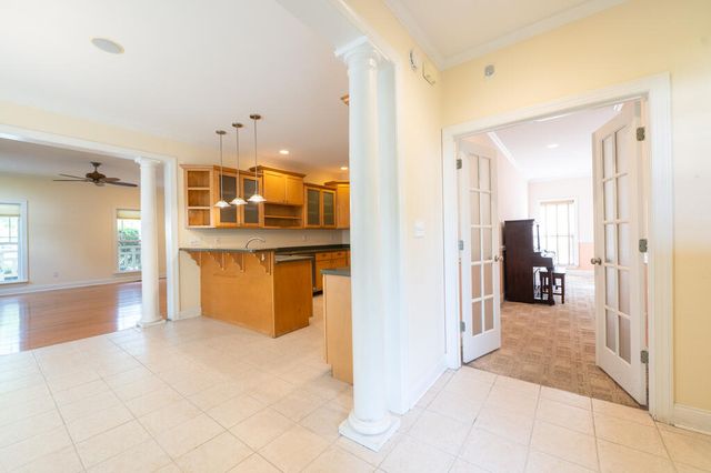 217 Horse Creek Dr, Chattanooga, TN 37405