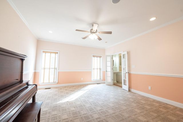 217 Horse Creek Dr, Chattanooga, TN 37405