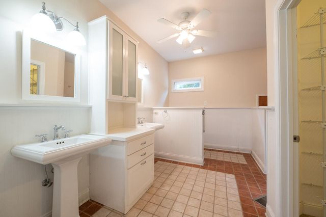 217 Horse Creek Dr, Chattanooga, TN 37405