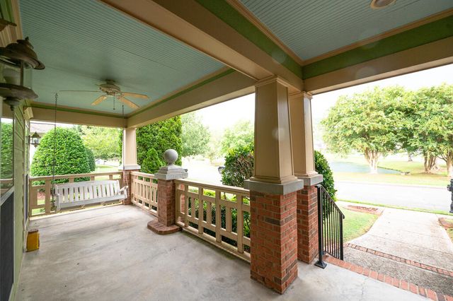 217 Horse Creek Dr, Chattanooga, TN 37405