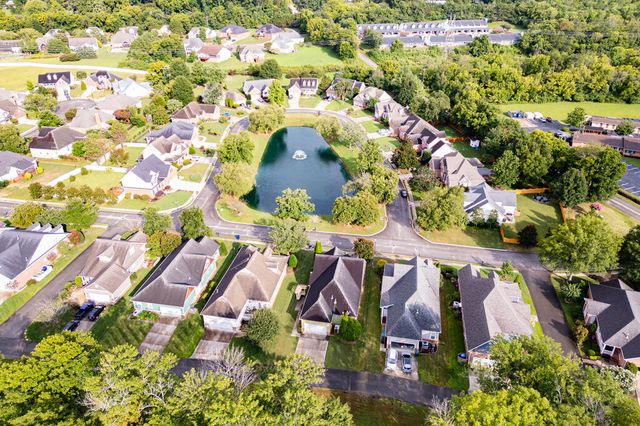 217 Horse Creek Dr, Chattanooga, TN 37405
