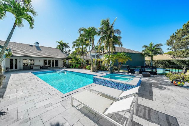 15535 Sunward Street, Wellington, FL 33414