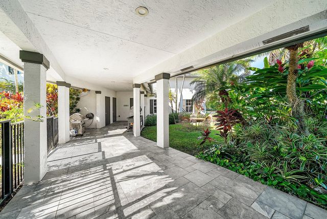 15535 Sunward Street, Wellington, FL 33414