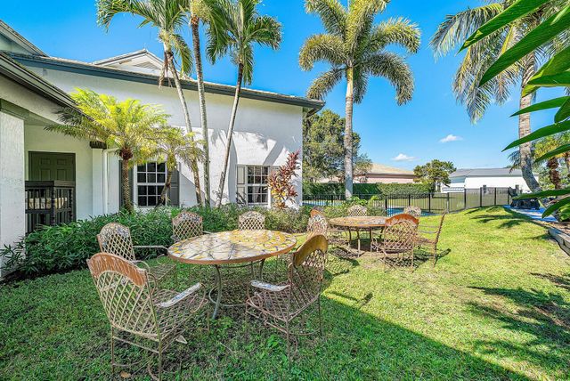 15535 Sunward Street, Wellington, FL 33414