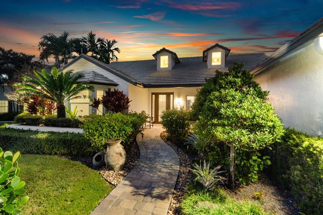 15535 Sunward Street, Wellington, FL 33414