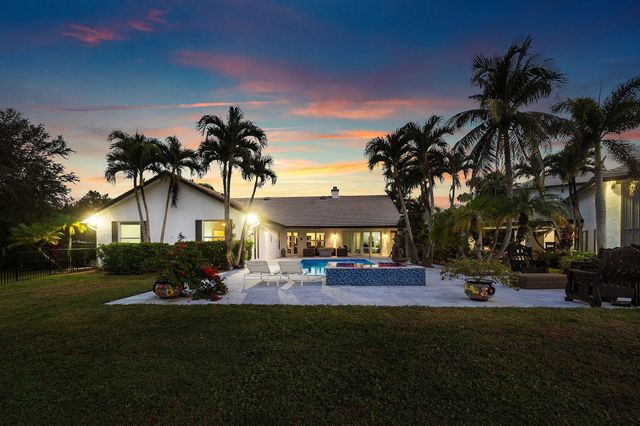 15535 Sunward Street, Wellington, FL 33414