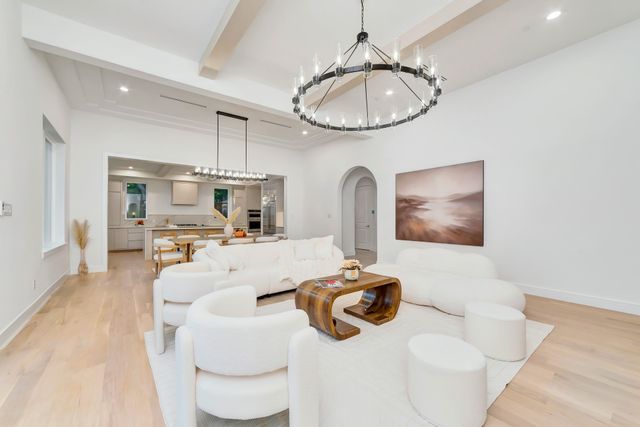 3736 Van Ness Lane, Dallas, TX 75220