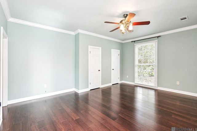 3635 Woodland Ridge Blvd, Baton Rouge, LA 70816