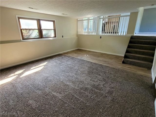 6030 Hann Avenue NW, Canal Fulton, OH 44614