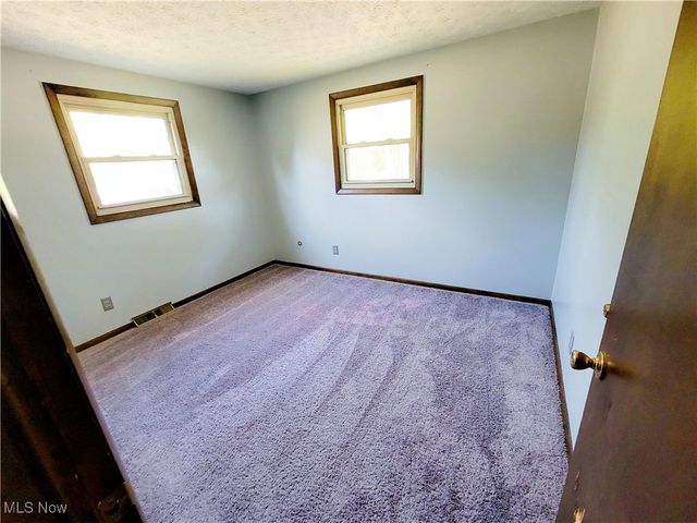 6030 Hann Avenue NW, Canal Fulton, OH 44614