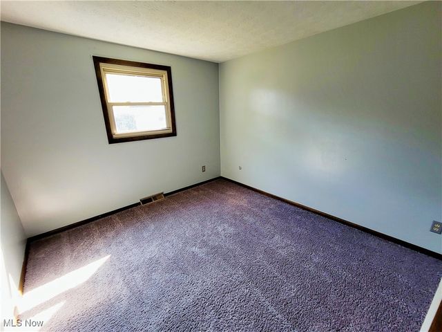 6030 Hann Avenue NW, Canal Fulton, OH 44614