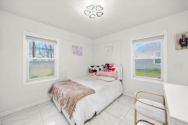 21563 Orion Avenue, Sauk Village, IL 60411