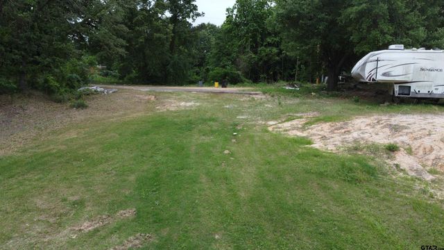 979 County Road 310 W, Tyler, TX 75706