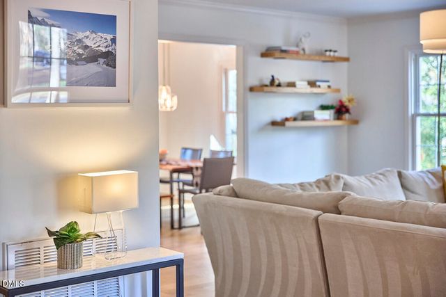 4 Harvey Place, Durham, NC 27705