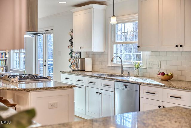 4 Harvey Place, Durham, NC 27705