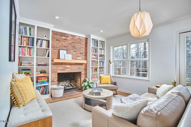 4 Harvey Place, Durham, NC 27705