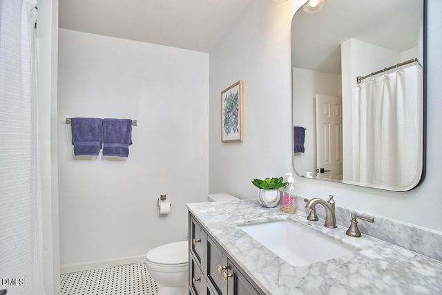 4 Harvey Place, Durham, NC 27705