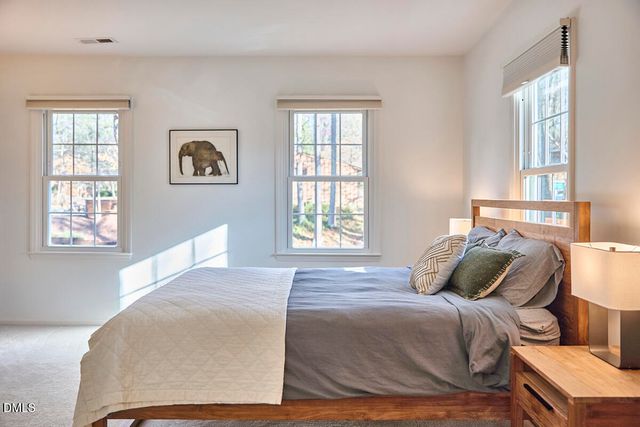 4 Harvey Place, Durham, NC 27705