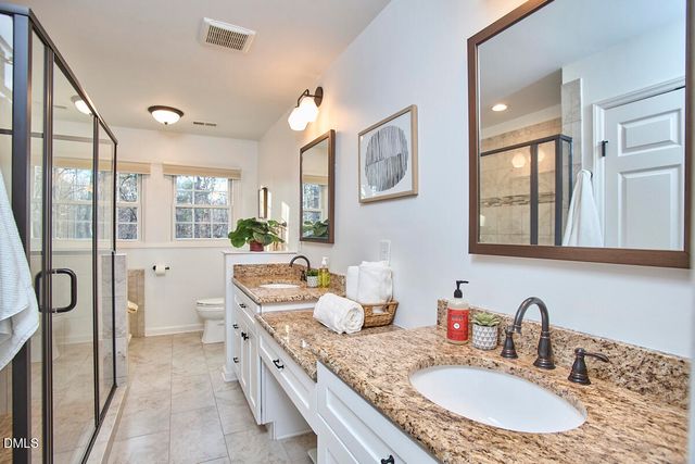 4 Harvey Place, Durham, NC 27705