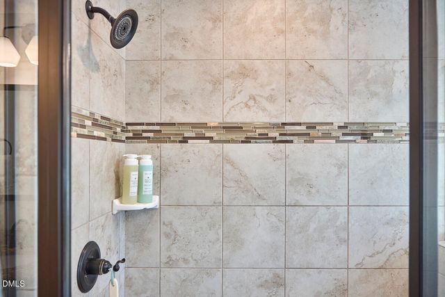 4 Harvey Place, Durham, NC 27705