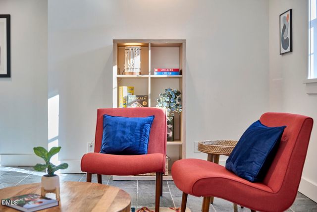 4 Harvey Place, Durham, NC 27705