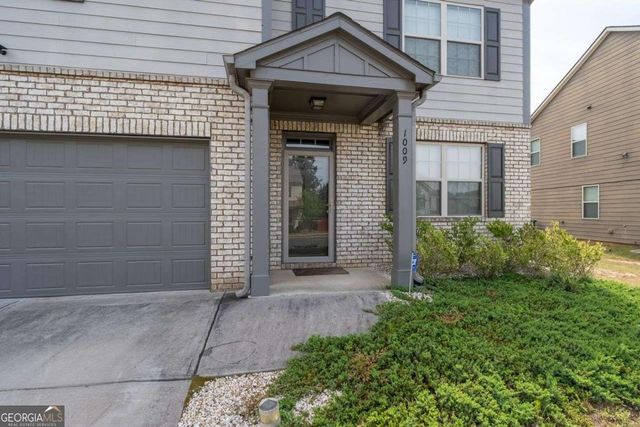 1009 Eldon Lane, Fairburn, GA 30213
