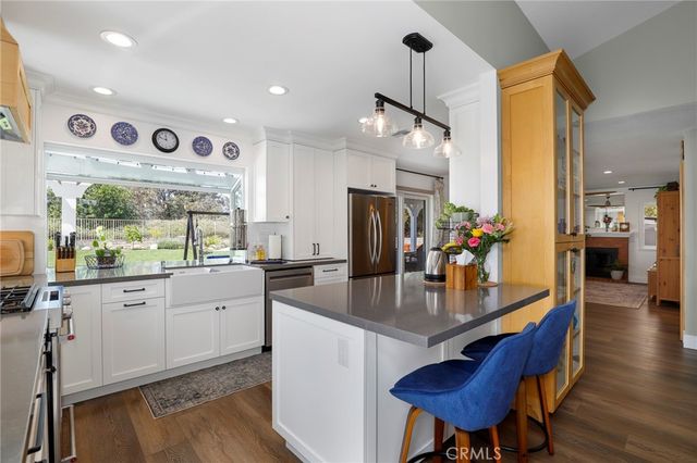 27015 Littlefield, Valencia, CA 91354