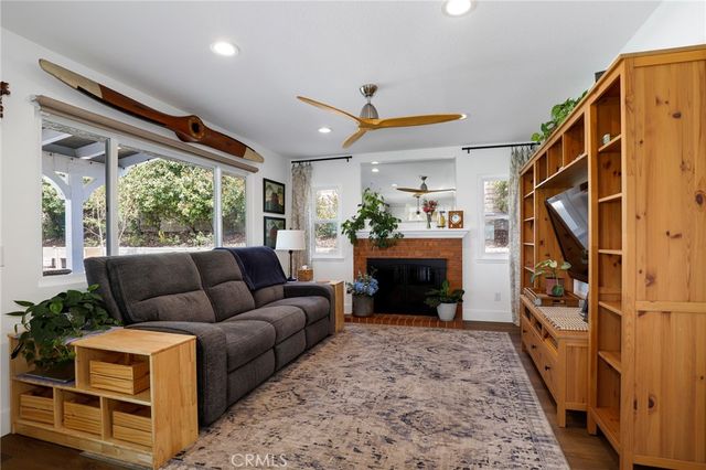 27015 Littlefield, Valencia, CA 91354