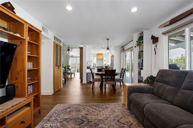 27015 Littlefield, Valencia, CA 91354