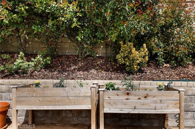 27015 Littlefield, Valencia, CA 91354