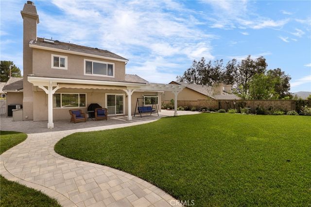 27015 Littlefield, Valencia, CA 91354