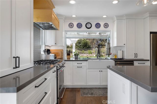 27015 Littlefield, Valencia, CA 91354