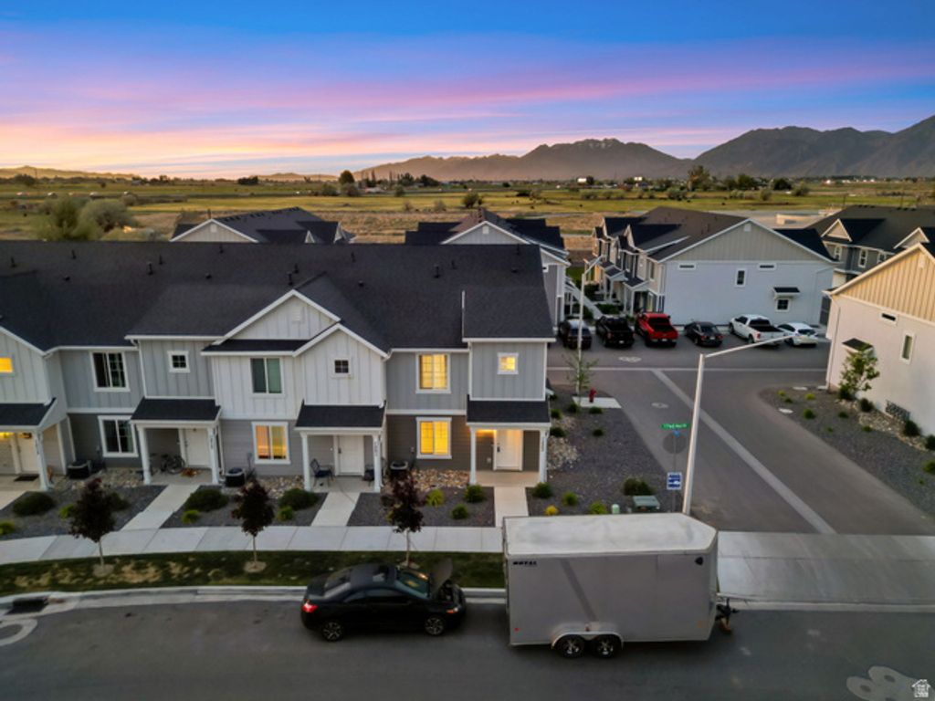 Image 1 of property listing at 1223 E 1775 N, Payson, UT 84651