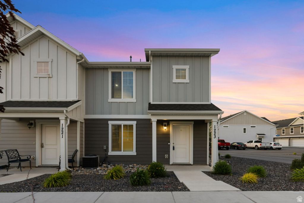 Image 12 of property listing at 1223 E 1775 N, Payson, UT 84651