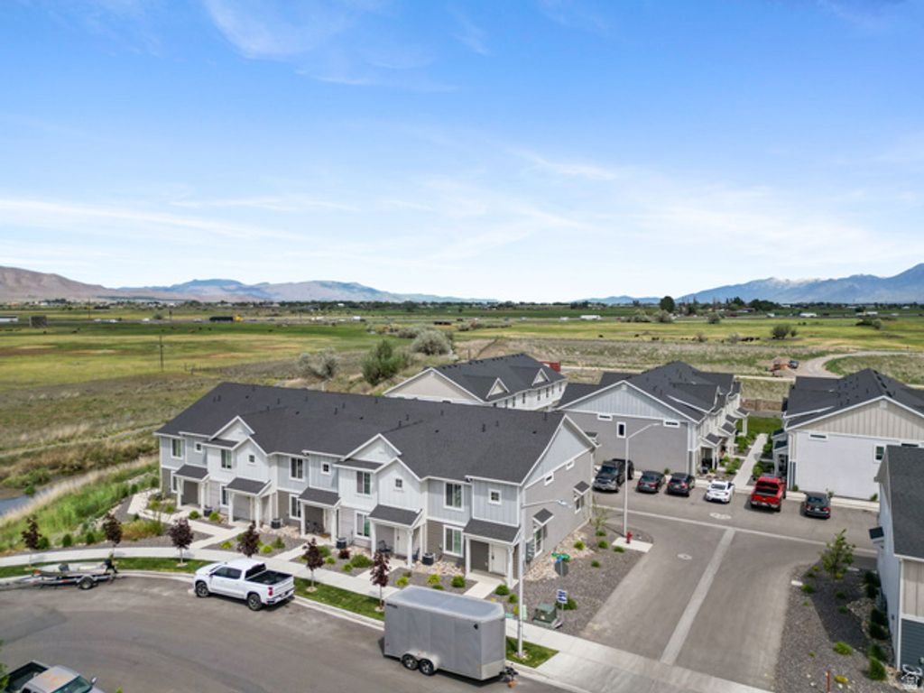 Image 15 of property listing at 1223 E 1775 N, Payson, UT 84651
