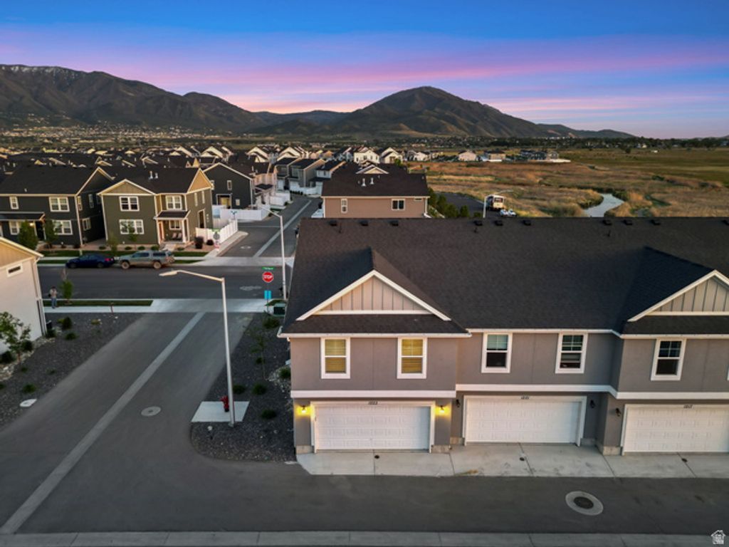 Image 6 of property listing at 1223 E 1775 N, Payson, UT 84651