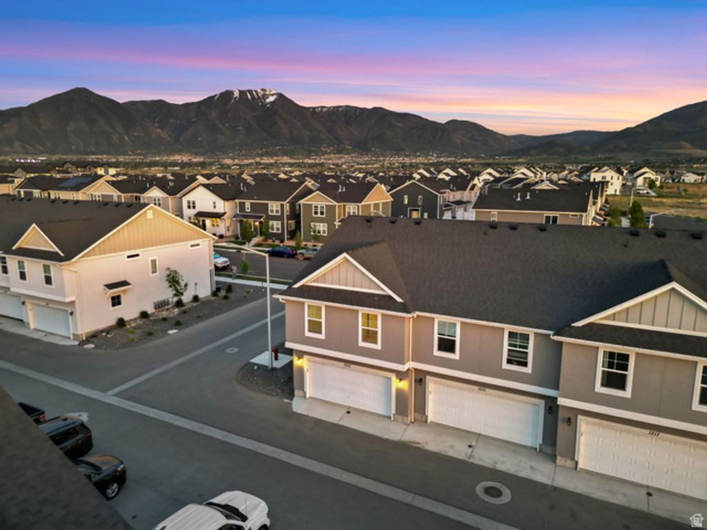 Image 7 of property listing at 1223 E 1775 N, Payson, UT 84651