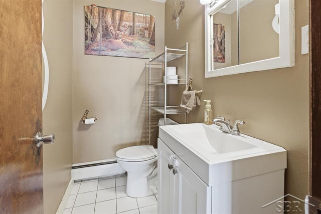 2915 W Walton Boulevard, Waterford, MI 48329