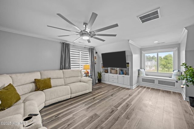 2221 Greaves Court, Winterville, NC 28590