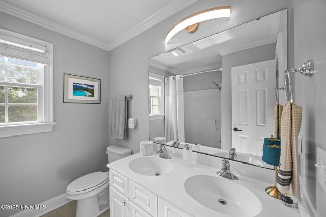 2221 Greaves Court, Winterville, NC 28590