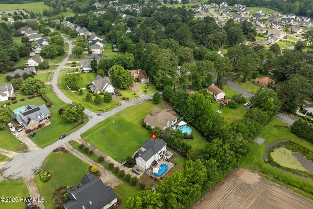 2221 Greaves Court, Winterville, NC 28590