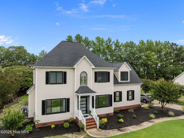 2221 Greaves Court, Winterville, NC 28590