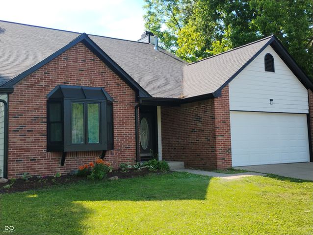 6706 Oak Lake Drive, Indianapolis, IN 46214