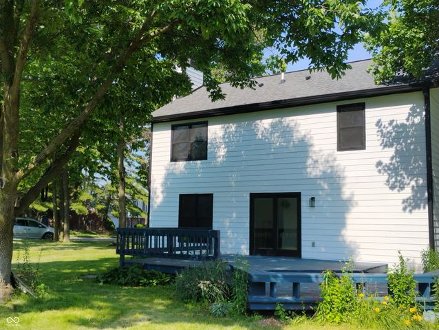 6706 Oak Lake Drive, Indianapolis, IN 46214