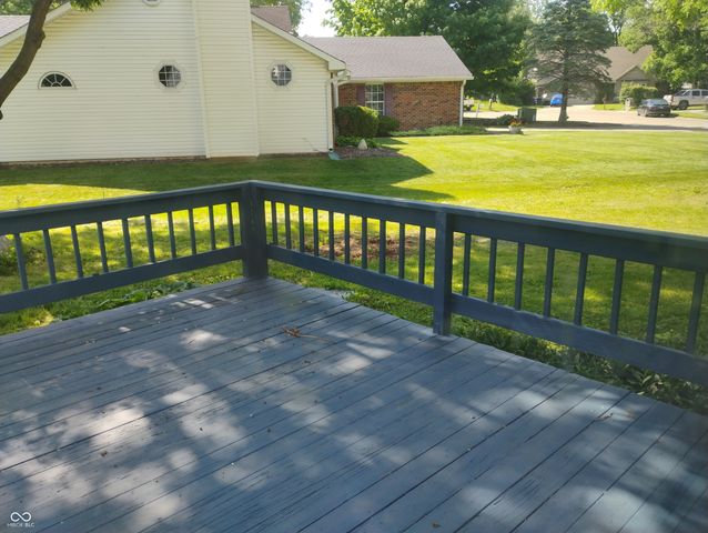 6706 Oak Lake Drive, Indianapolis, IN 46214