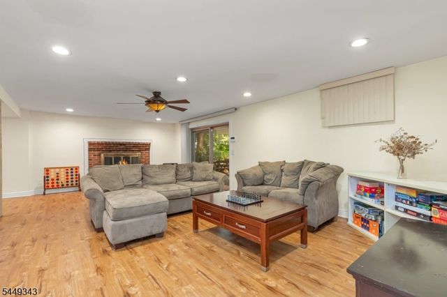 403 New Dover Rd, Woodbridge Twp., NJ 07067