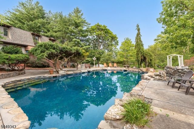 403 New Dover Rd, Woodbridge Twp., NJ 07067