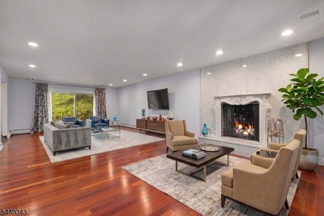 403 New Dover Rd, Woodbridge Twp., NJ 07067